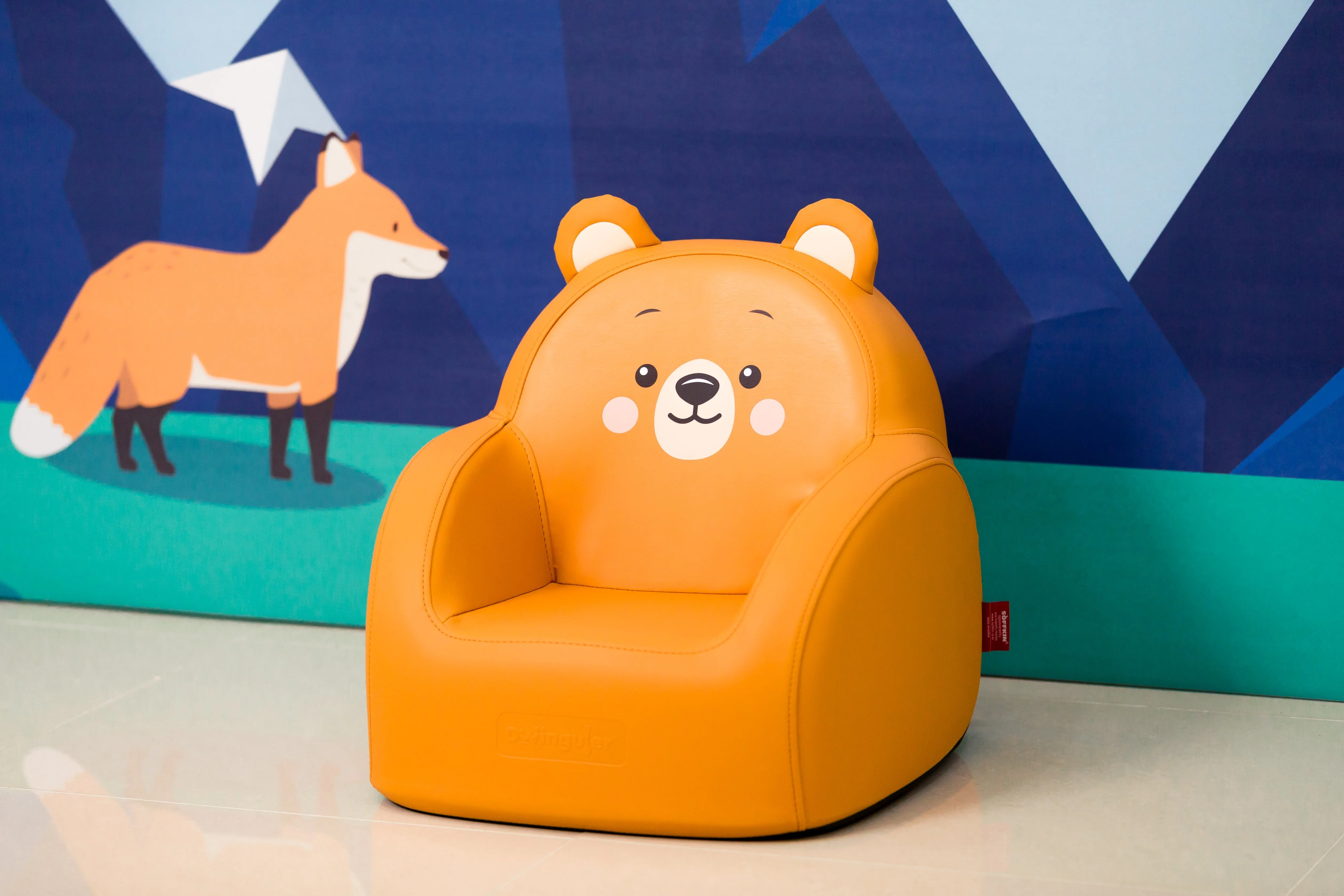 Dwinguler Bear Friends - Soffkin Leather Kids Sofa - Image 7
